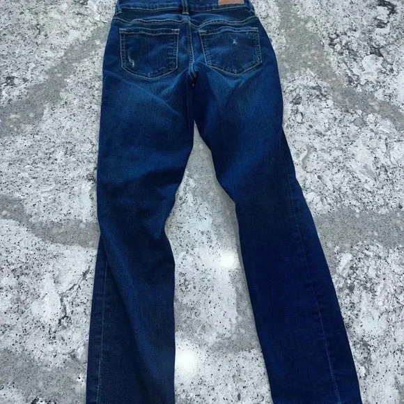 Jeans - Picture 3 of 5